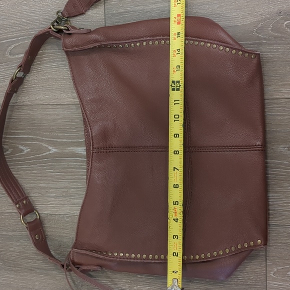 The Sak Brown Leather Shoulder Bag - Picture 10 of 10